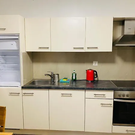 3 - Bedroom - 48 *